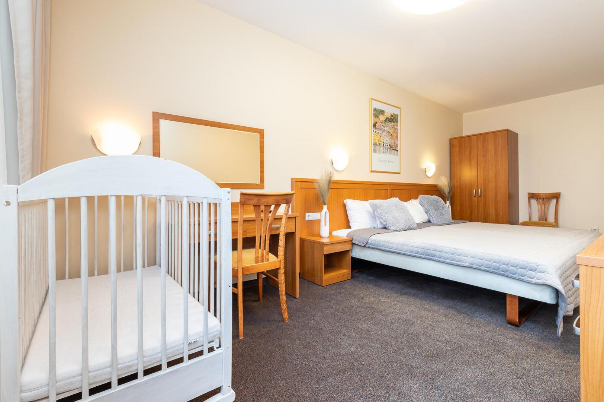 Alkos Namu Apartamentai Palanga Kültér fotó