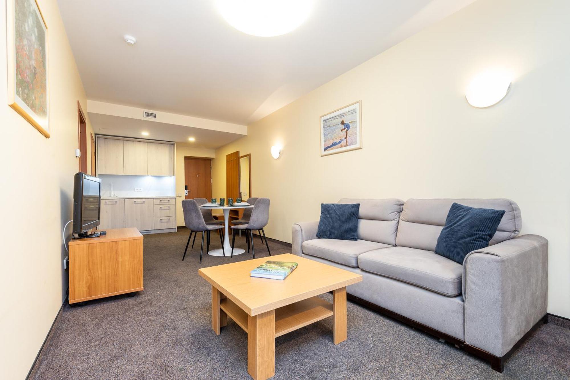 Alkos Namu Apartamentai Palanga Kültér fotó