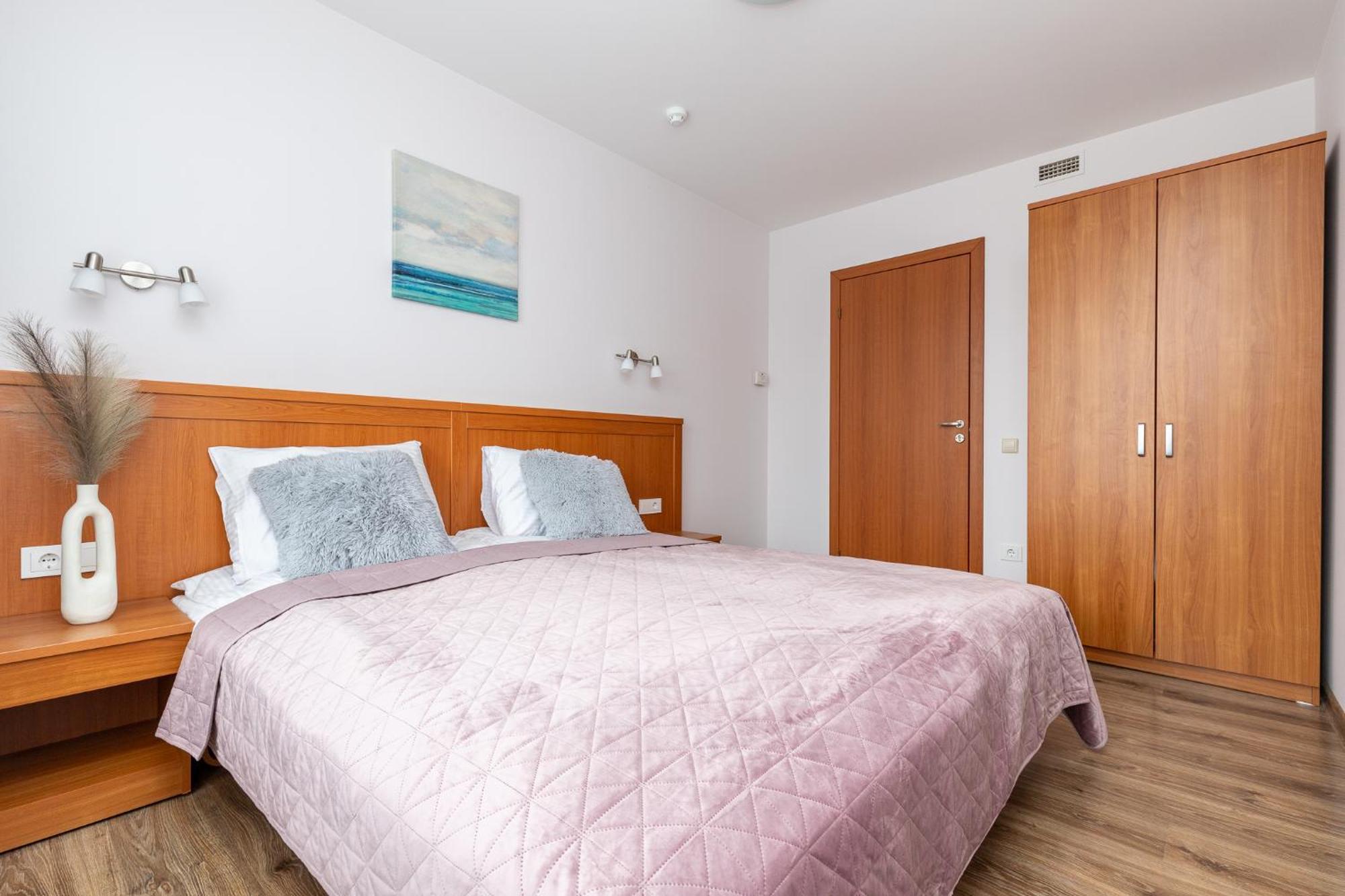 Alkos Namu Apartamentai Palanga Kültér fotó